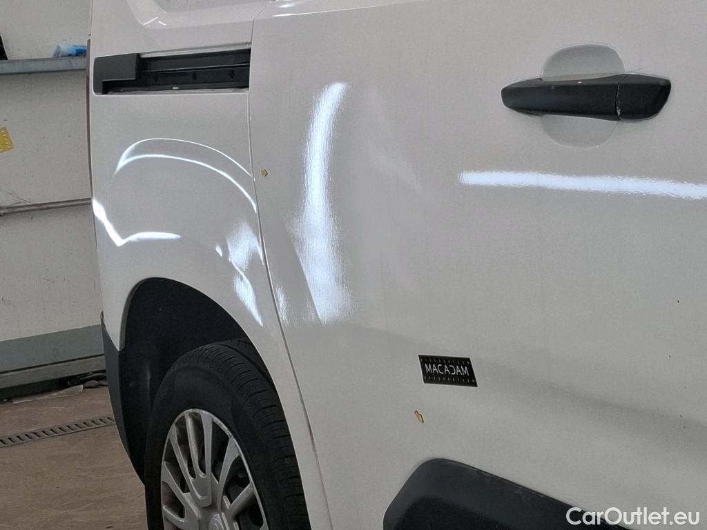  Toyota  Proace TOYOTA  City / 2019 / 4P / Fourgonnette 1.2 MEDIUM 130 VVT-I BUSINESS AUTO #45