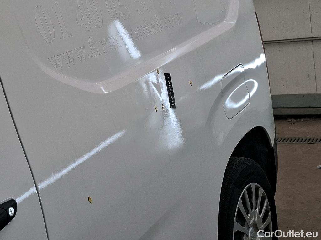  Toyota  Proace TOYOTA  City / 2019 / 4P / Fourgonnette 1.2 MEDIUM 130 VVT-I BUSINESS AUTO #21