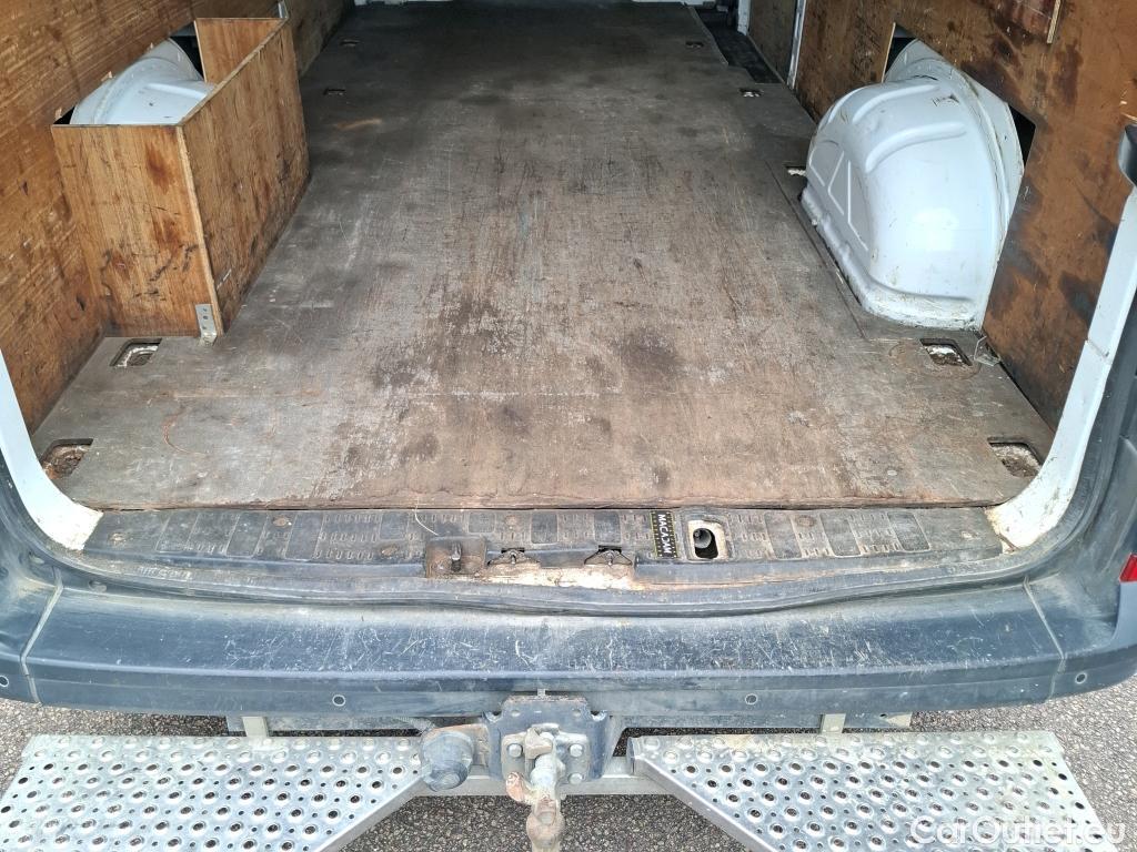  Volkswagen  Crafter  Fourgon Fourgon 35 lang mit Hochdach FWD 2.0 140CV BVM6 #86