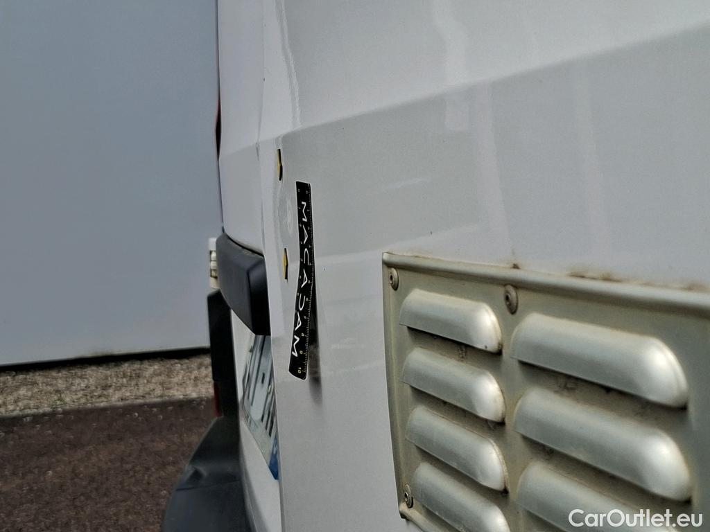  Volkswagen  Crafter  Fourgon Fourgon 35 lang mit Hochdach FWD 2.0 140CV BVM6 #103