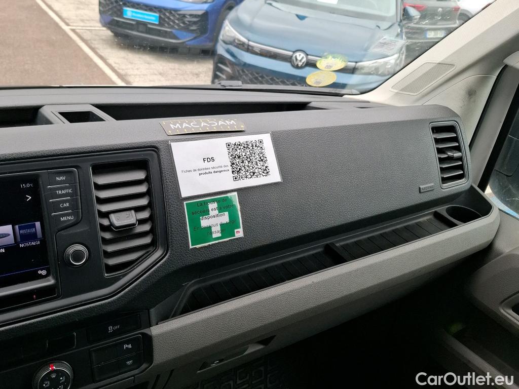  Volkswagen  Crafter  Fourgon Fourgon 35 lang mit Hochdach FWD 2.0 140CV BVM6 #110
