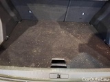  Peugeot  2008 PEUGEOT  / 2019 / 5P / CROSSOVER BLUEHDI 130 EAT8 ALLURE PACK S/S AUT. #71