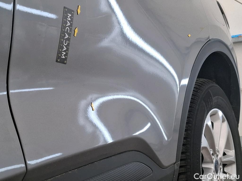 Ford  Kuga FORD  / 2019 / 5P / SUV 2.5 190 hybrid Flexifuel Pshift Titanium #46