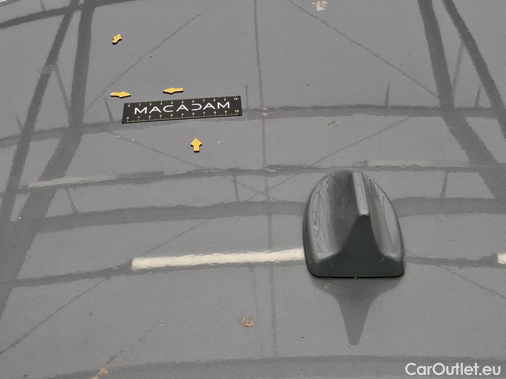  Ford  Kuga FORD  / 2019 / 5P / SUV 2.5 190 hybrid Flexifuel Pshift Titanium #10