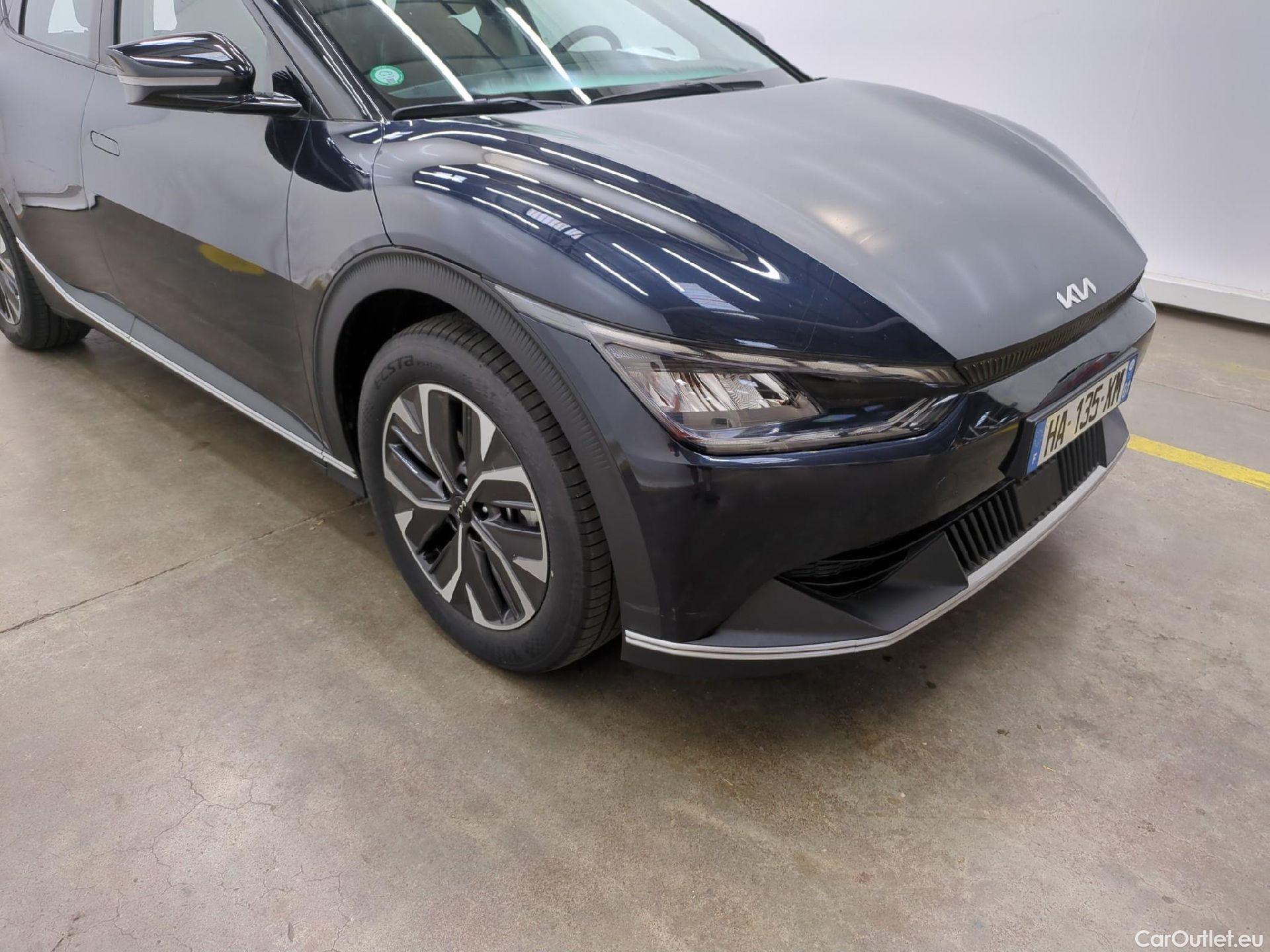  KIA  Ev6 KIA  / 2021 / 5P / SUV 77 KWh AIR ACTIVE BUSINESS #1