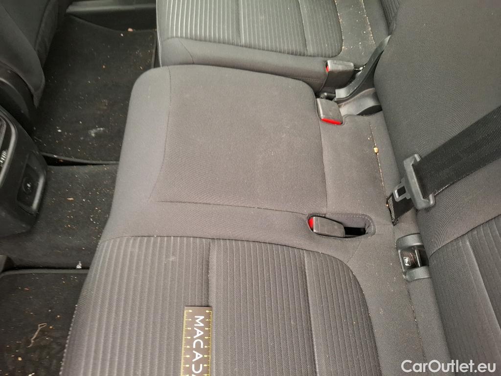  Ford  Kuga FORD  / 2019 / 5P / SUV 2.5 190 hybrid Flexifuel Pshift Titanium #85
