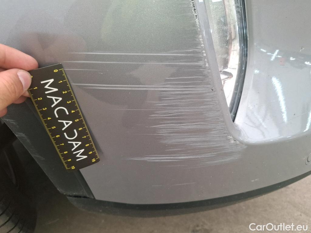  Ford  Kuga FORD  / 2019 / 5P / SUV 2.5 190 hybrid Flexifuel Pshift Titanium #72