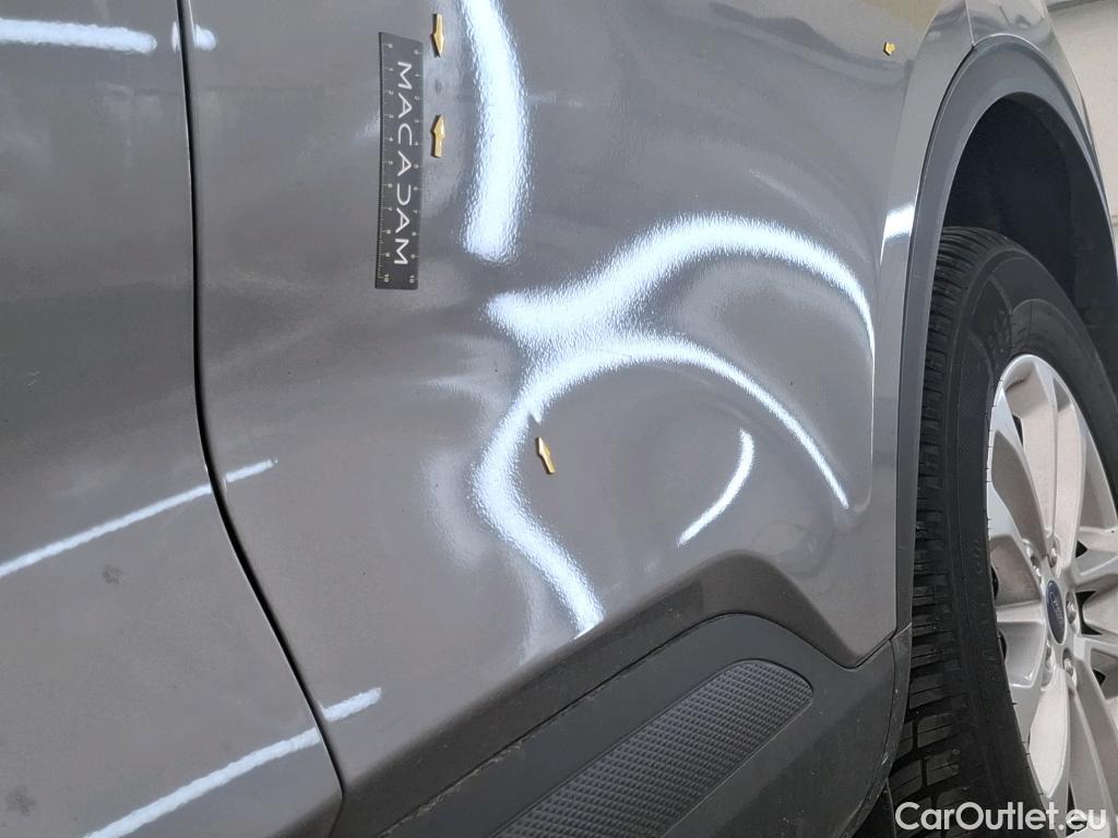 Ford  Kuga FORD  / 2019 / 5P / SUV 2.5 190 hybrid Flexifuel Pshift Titanium #50