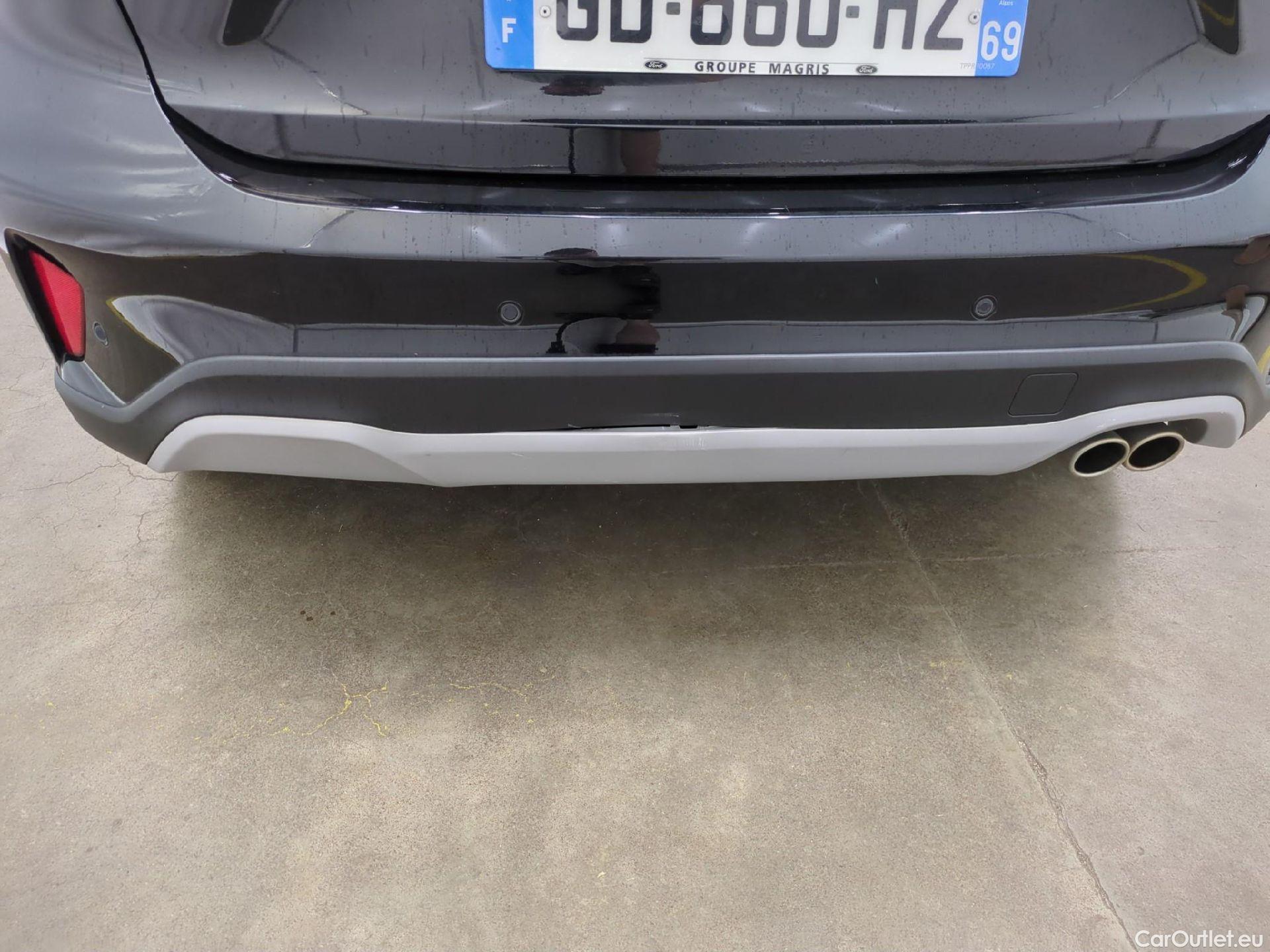  Ford  Focus FORD  / 2018 / 5P / Crossover 1.0 Flexifuel hybrid 125 Active Business #32