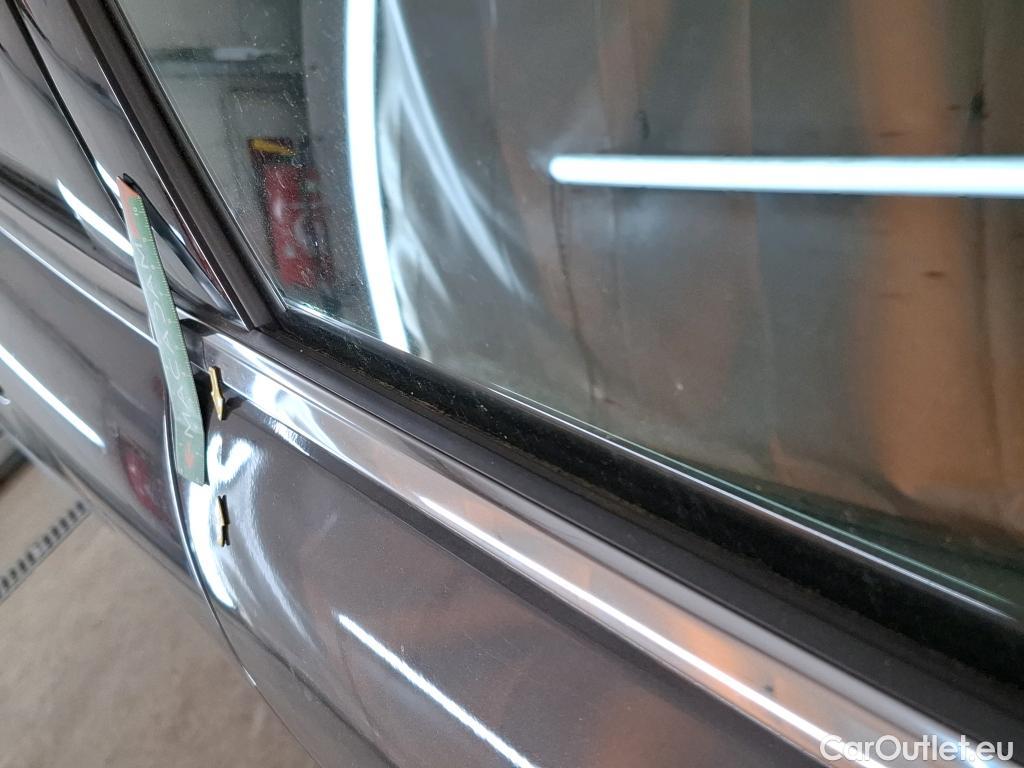  Citroen  C4  Berline Shine 1.5 BlueHDI 130CV BVA8 E6d #31