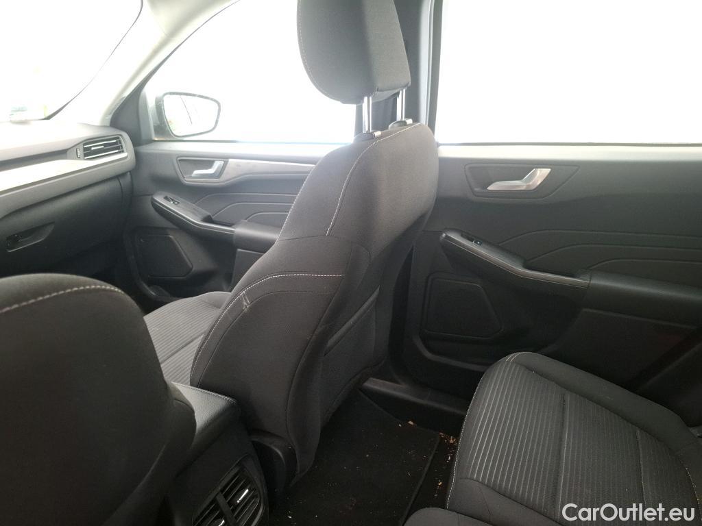  Ford  Kuga FORD  / 2019 / 5P / SUV 2.5 190 hybrid Flexifuel Pshift Titanium #87