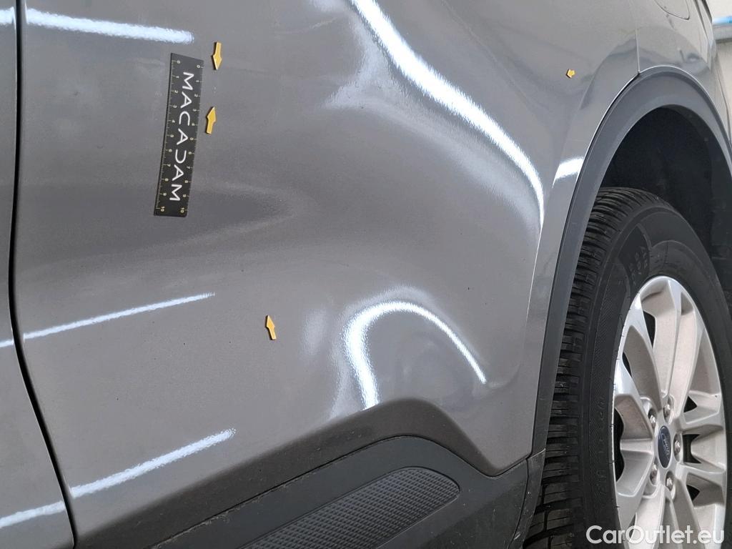  Ford  Kuga FORD  / 2019 / 5P / SUV 2.5 190 hybrid Flexifuel Pshift Titanium #45