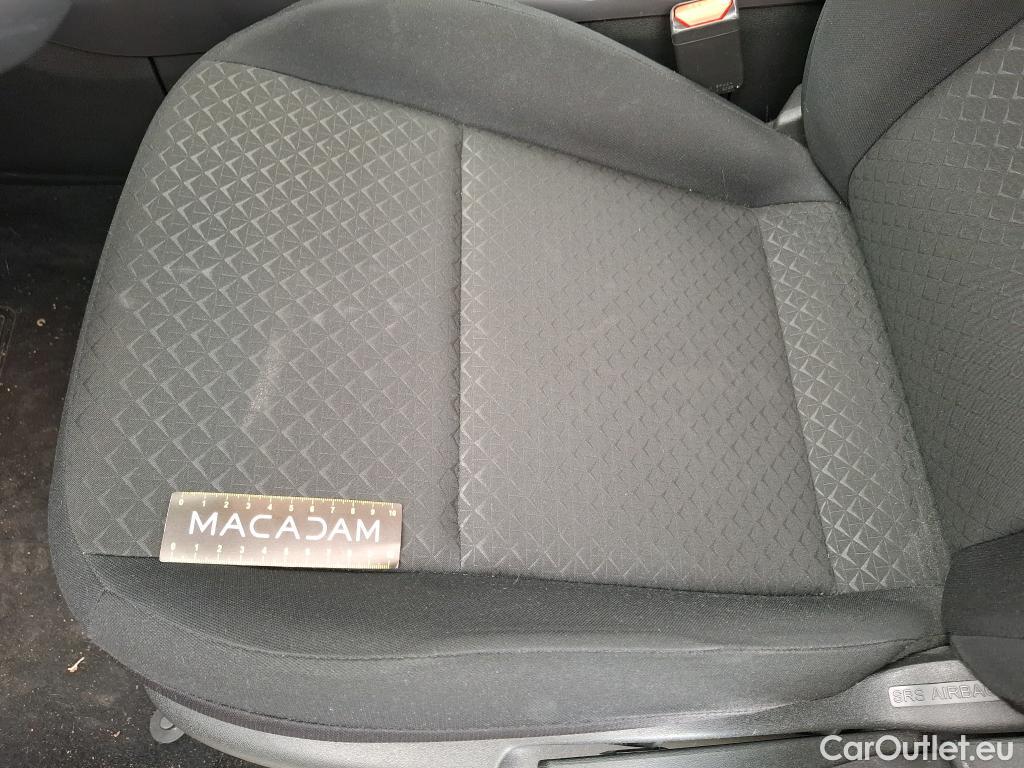  Nissan  Juke NISSAN  / 2019 / 5P / Crossover DIG-T 114 BVM6 Acenta #4