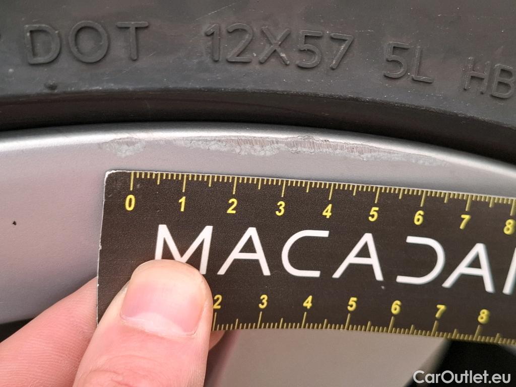  Tesla  Model 3 TESLA  / 2018 / 4P / Berline - / VO RECONDITIONNE - PHOTOS AVANT RECONDITIONNEMENT #29