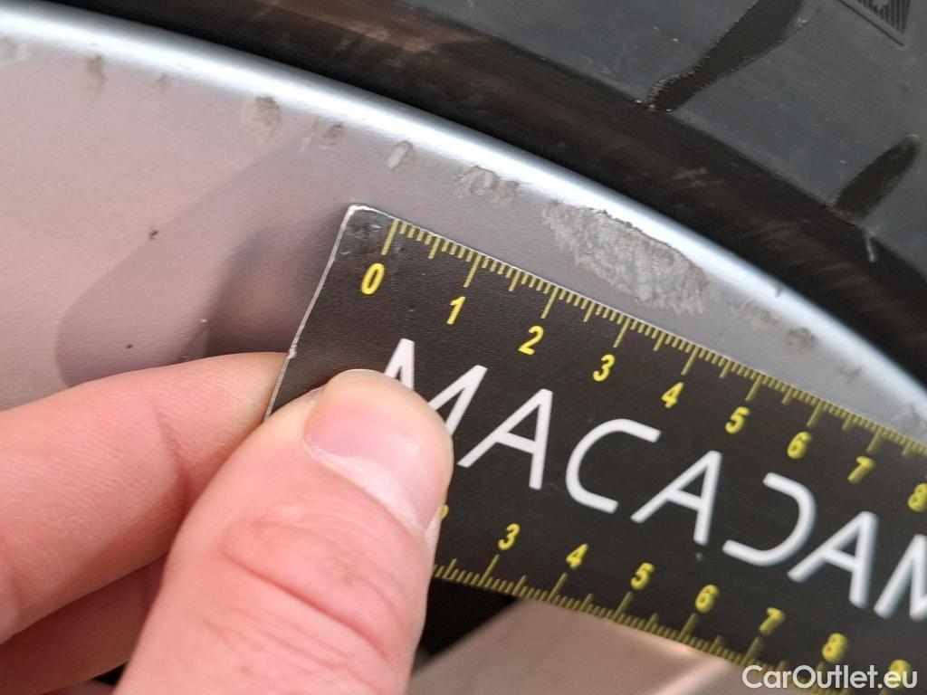  Tesla  Model 3 TESLA  / 2018 / 4P / Berline - / VO RECONDITIONNE - PHOTOS AVANT RECONDITIONNEMENT #3
