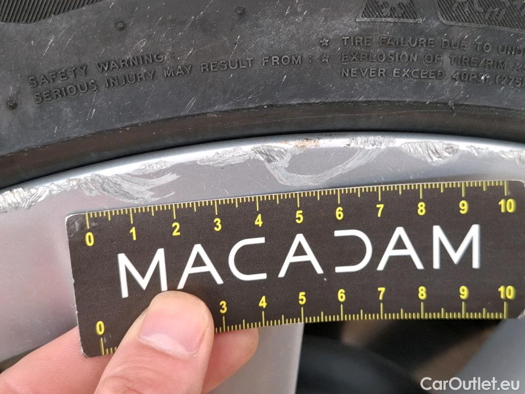  Tesla  Model 3 TESLA  / 2018 / 4P / Berline - / VO RECONDITIONNE - PHOTOS AVANT RECONDITIONNEMENT #22