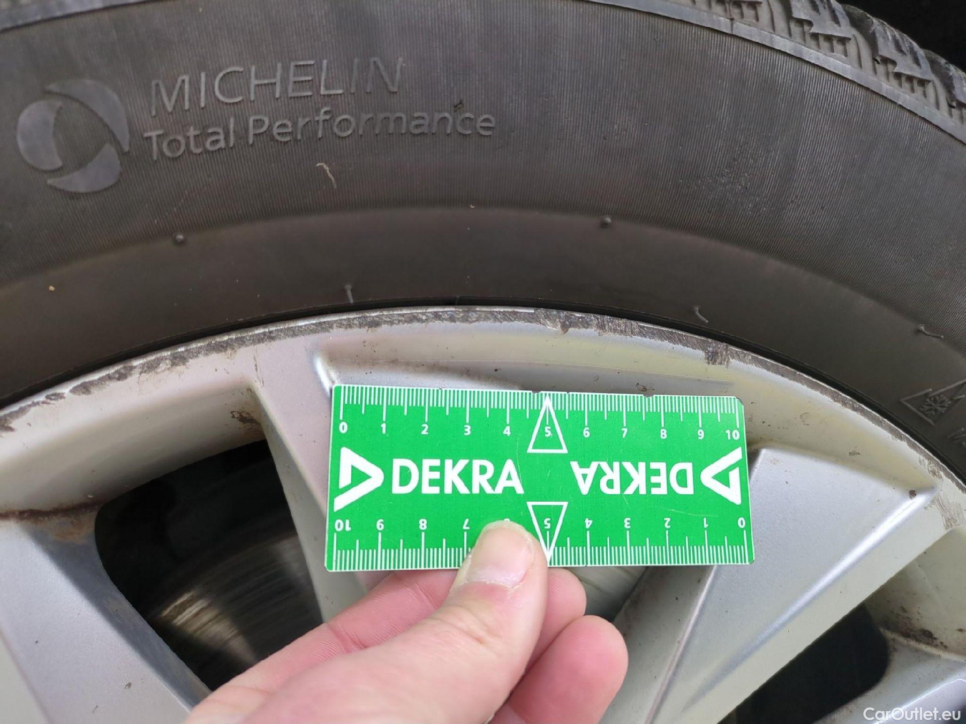  Seat  ATECA  Style Business 1.5 TSI 150CV BVA7 E6d #3