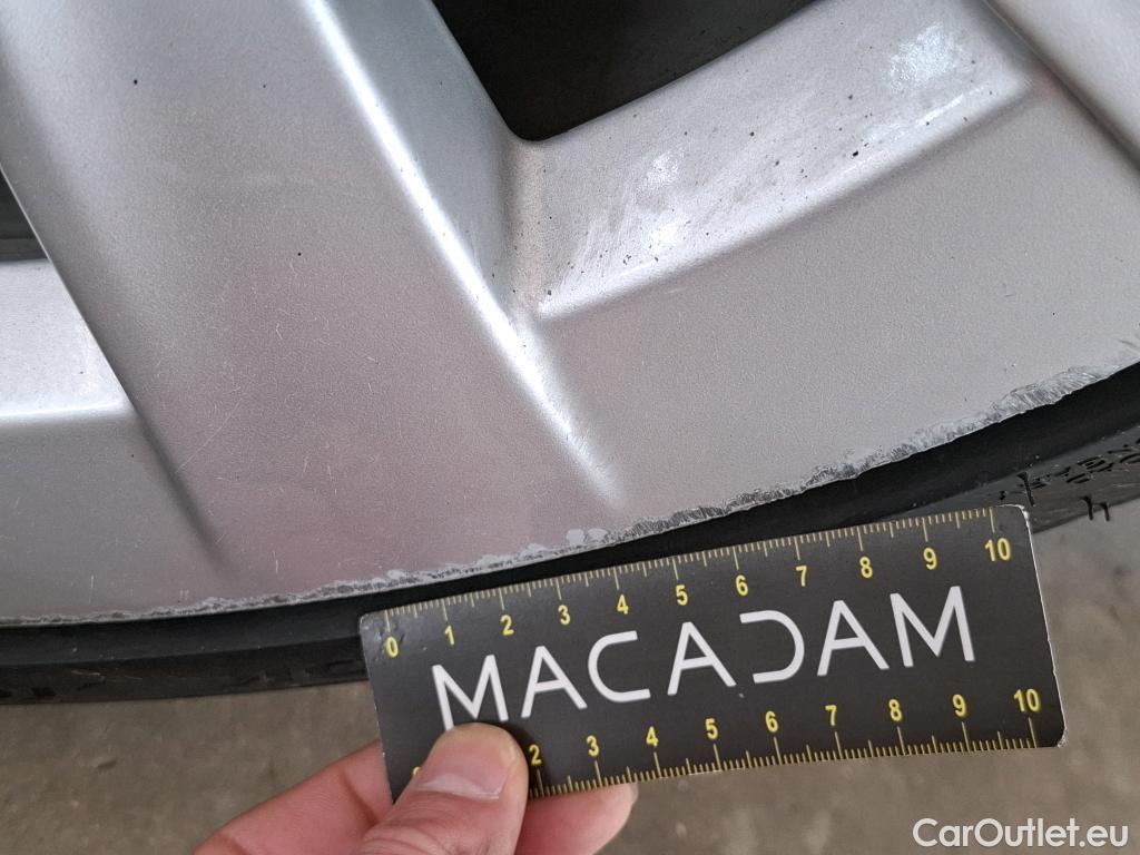  Tesla  Model 3 TESLA  / 2018 / 4P / Berline - / VO RECONDITIONNE - PHOTOS AVANT RECONDITIONNEMENT #19