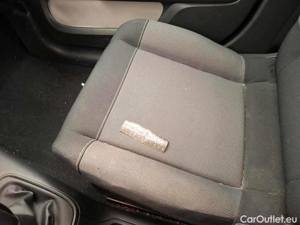  Citroen  C3 CITROEN  Société / 2020 / 5P / Berline PureTech 83 BVM Feel Nav (Ex 6958) #34