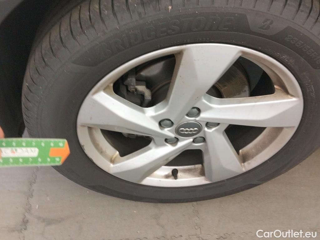  Audi  Q3 AUDI  / 2018 / 5P / todoterreno Advanced 35 TDI 110kW (150CV) S tronic (AC3) #8