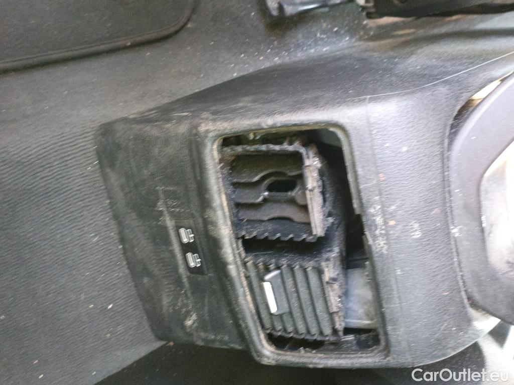  Bmw  X1 BMW  / 2019 / 5P / todoterreno sDrive18dA Corporate #5