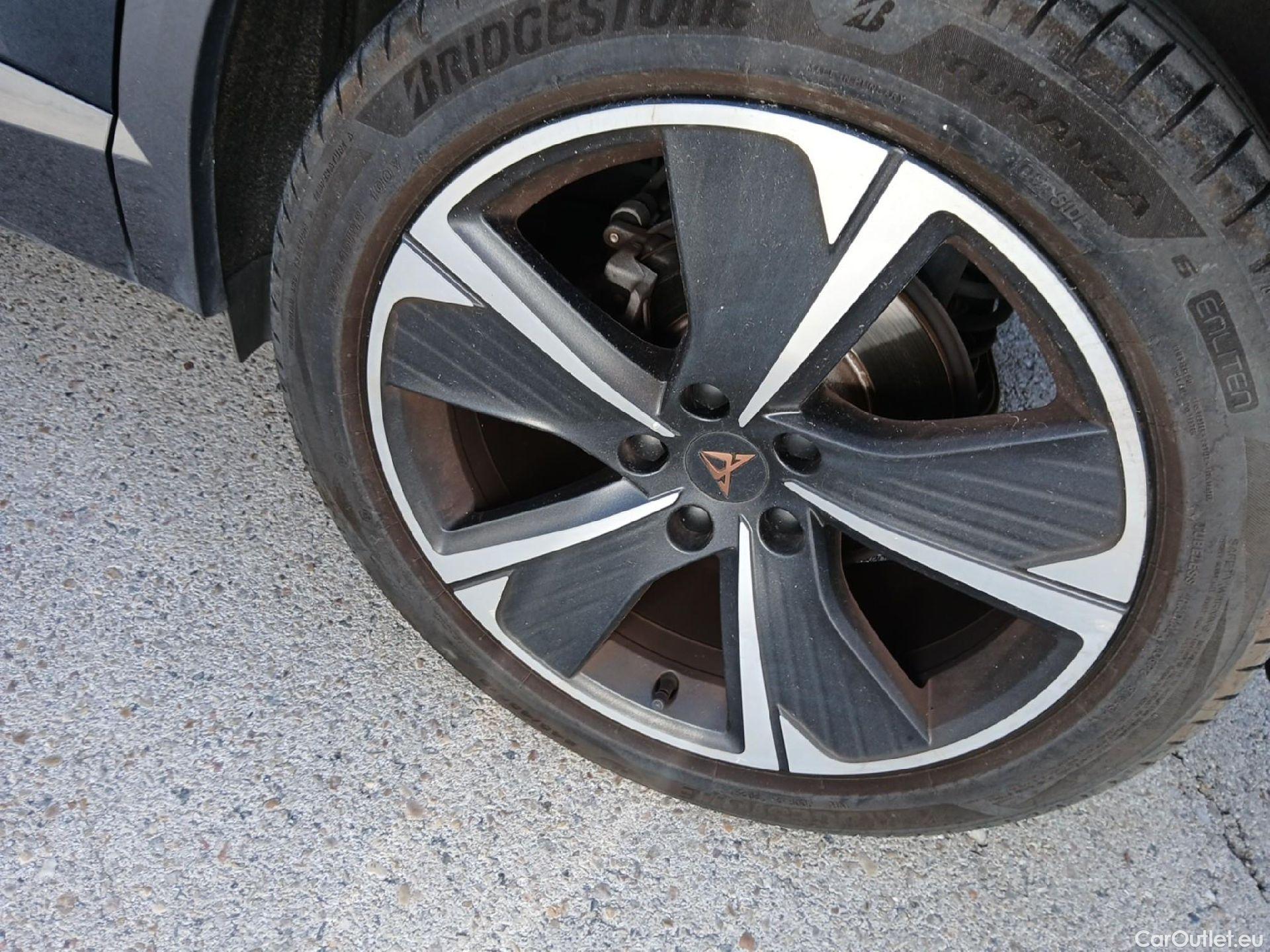  Cupra  Formentor CUPRA  / 2020 / 5P / todoterreno 1.4 e-Hybrid 150kW (204 CV) DSG (AC) #23