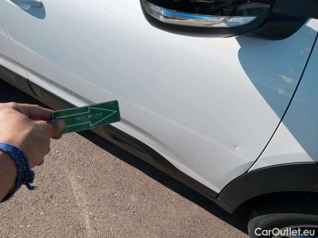  Citroen  C4 Cactus CITROEN  / 2018 / 5P / berlina con portón BlueHDi 73KW (100CV) Feel #34