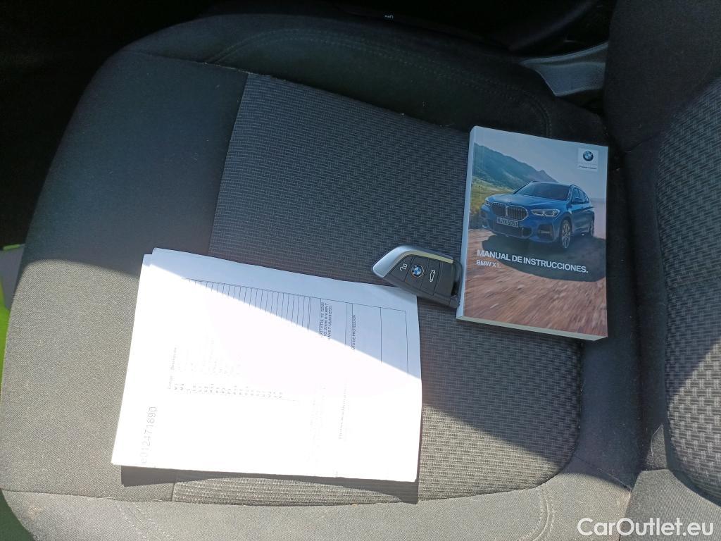  Bmw  X1 BMW  / 2019 / 5P / todoterreno sDrive18dA Corporate #1
