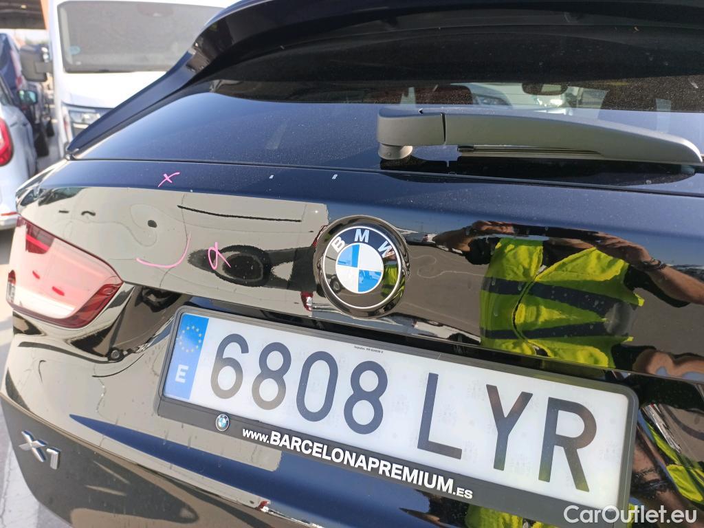  Bmw  X1 BMW  / 2019 / 5P / todoterreno sDrive18dA Corporate #1
