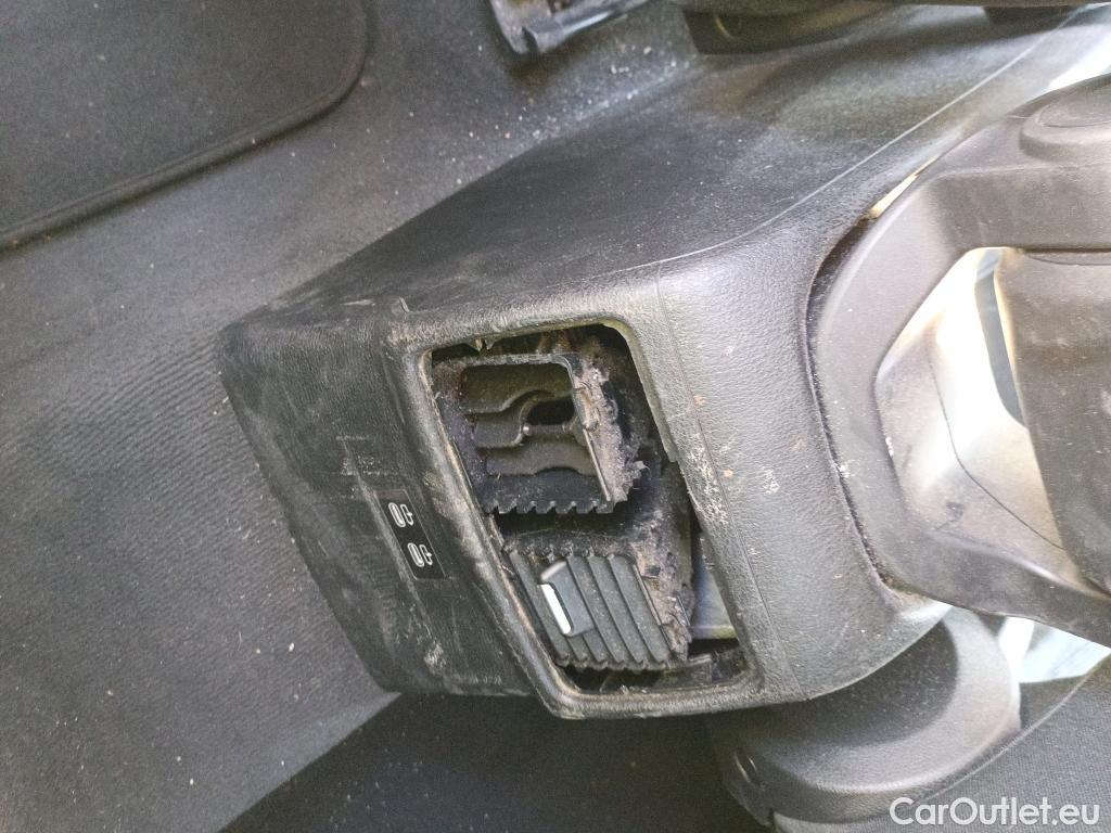  Bmw  X1 BMW  / 2019 / 5P / todoterreno sDrive18dA Corporate #9