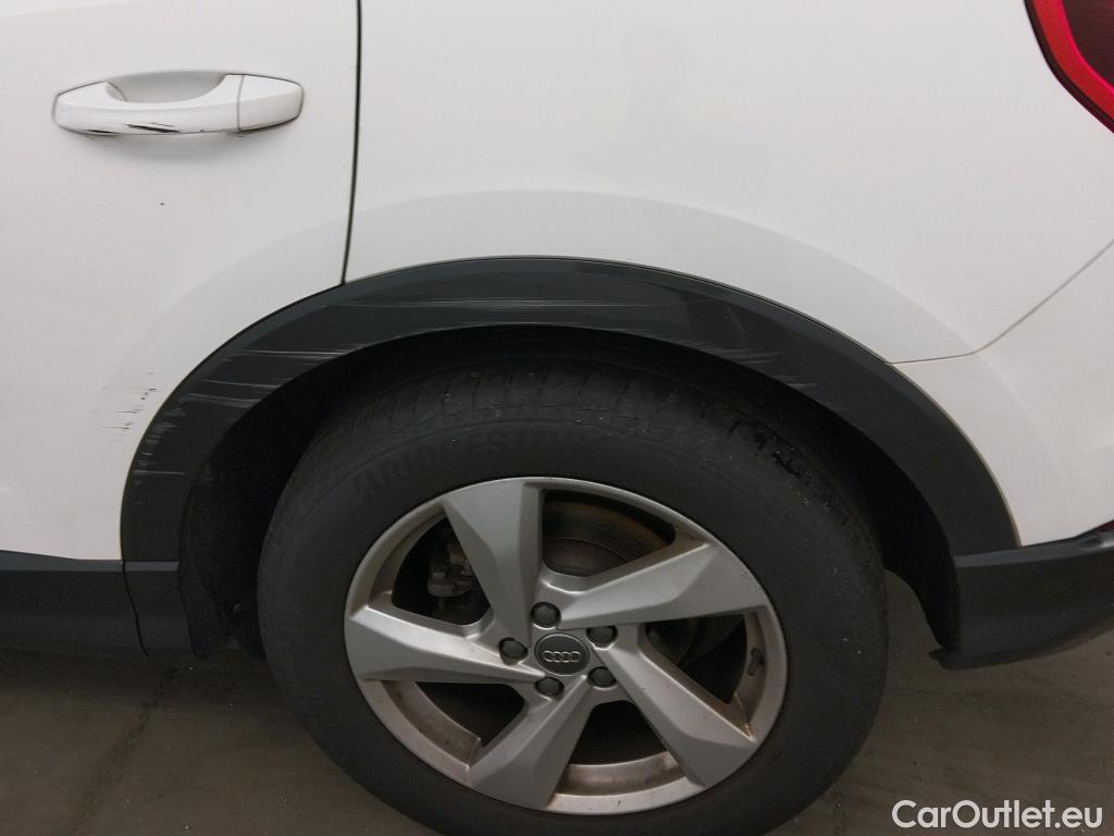  Audi  Q3 AUDI  / 2018 / 5P / todoterreno Advanced 35 TDI 110kW (150CV) S tronic (AC3) #33