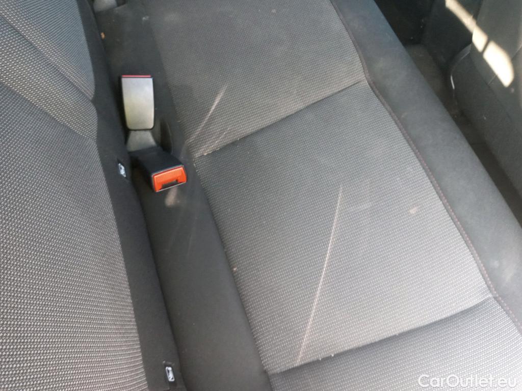  Citroen  C4 Cactus CITROEN  / 2018 / 5P / berlina con portón BlueHDi 73KW (100CV) Feel #17