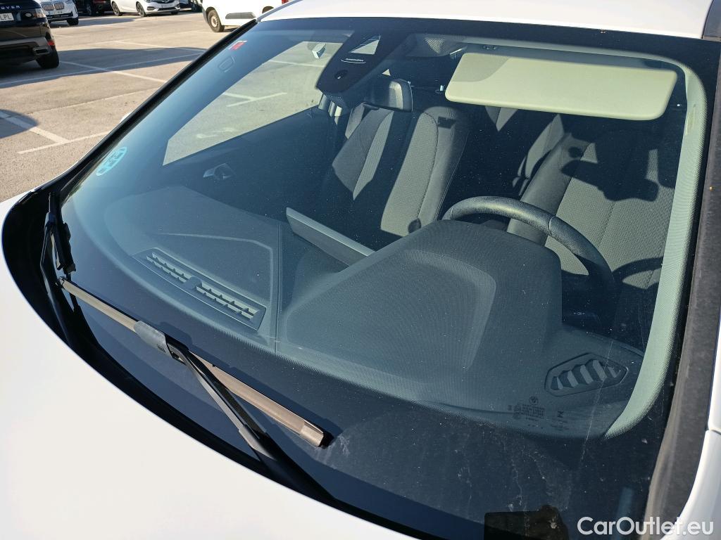  Bmw  Serie 1 BMW  / 2019 / 5P / berlina con portón 118d #1