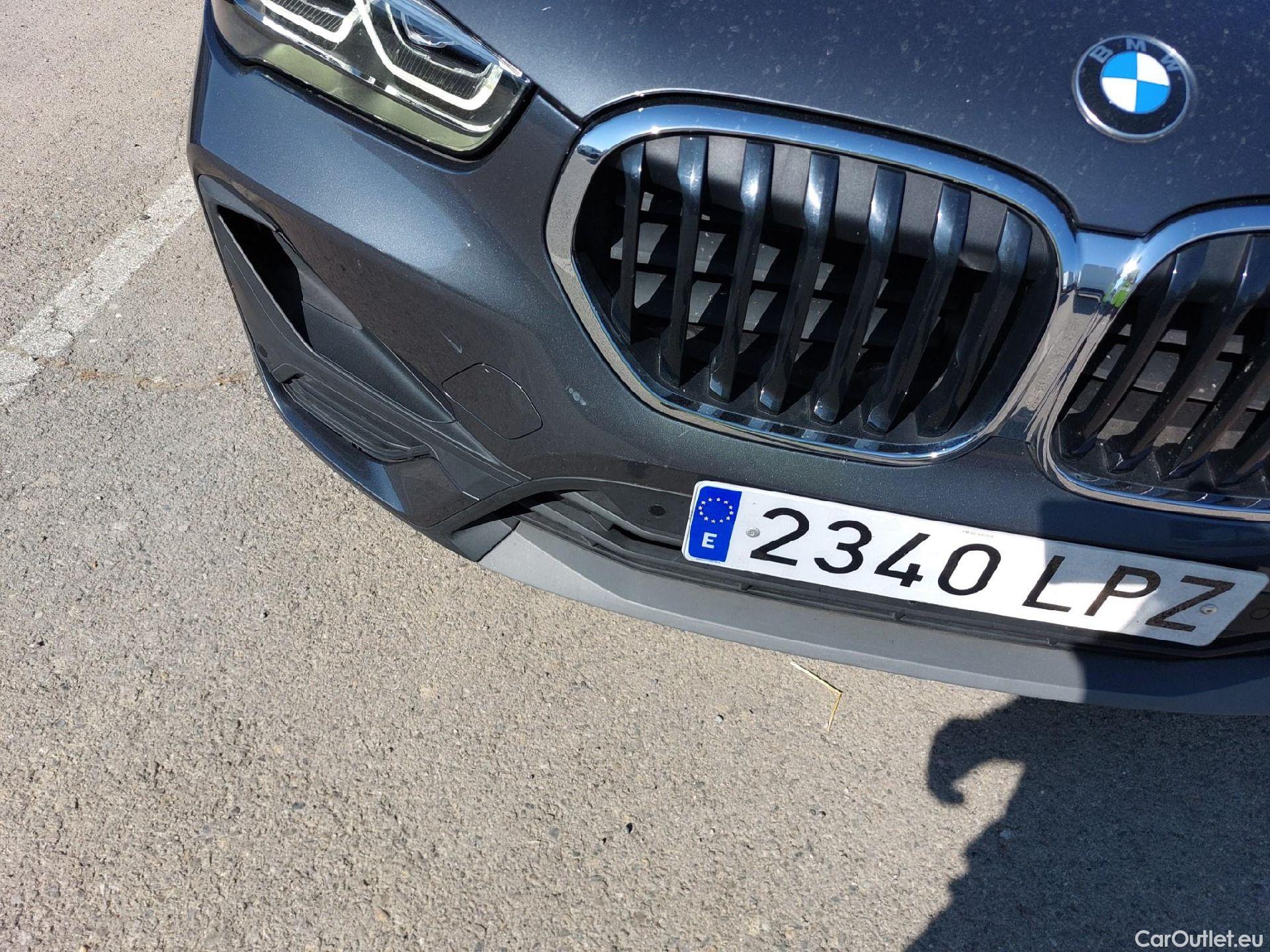  Bmw  X1 BMW  sDrive18i (CX2) #1
