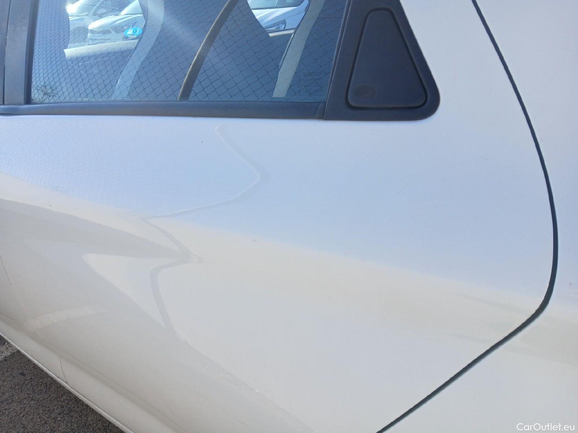  Renault  Zoe RENAULT  / 2019 / 5P / berlina con portón Life 80 kW R110 Bateria 40kWh #14