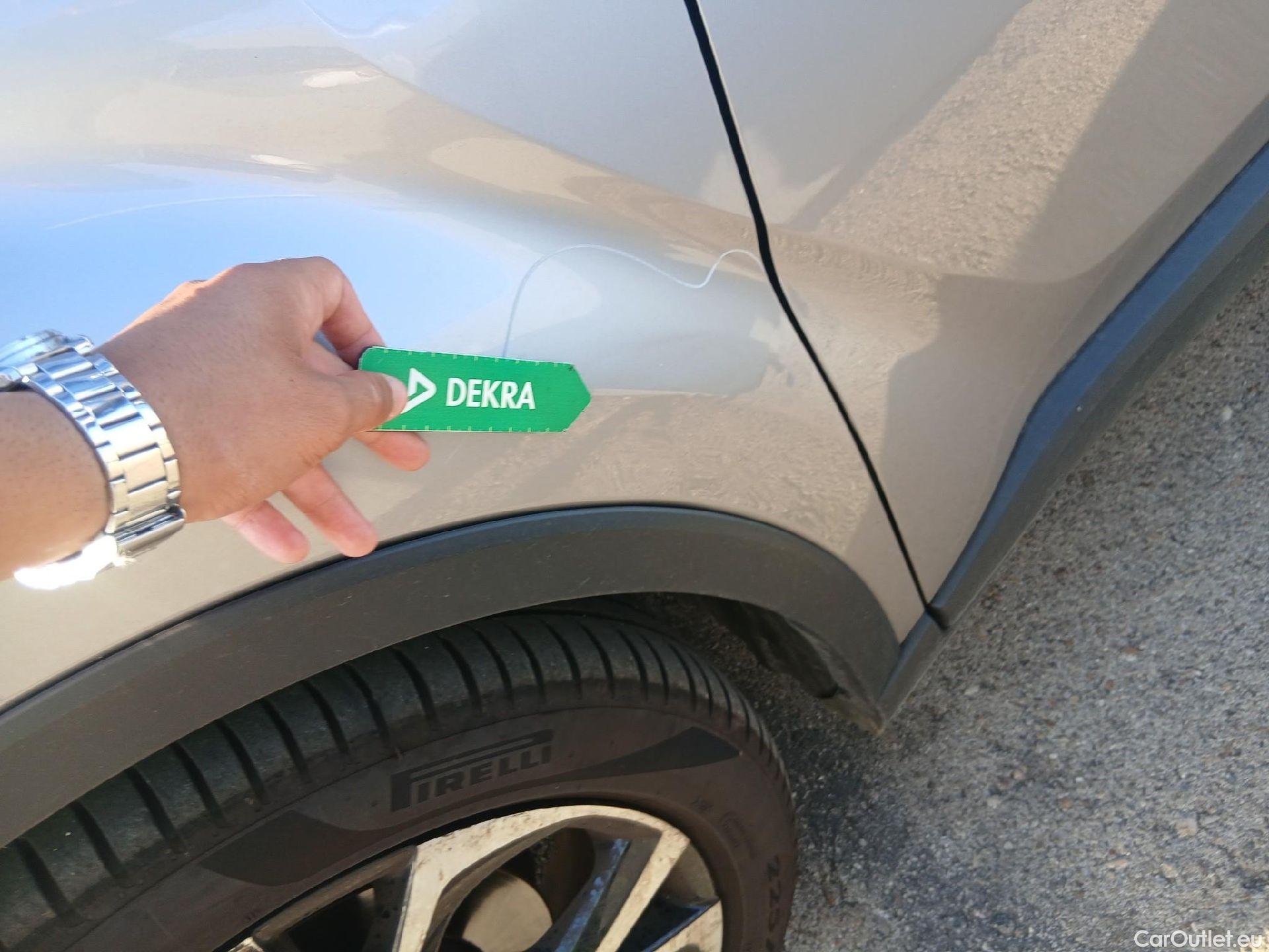  Toyota  C-HR TOYOTA  / 2016 / 5P / todoterreno 1.8 125H Advance (CX) #8