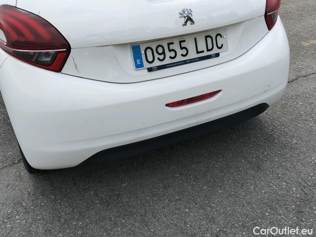  Peugeot  208 PEUGEOT  / 2019 / 5P / berlina con portón BlueHDi 73kW (100CV) Active #22