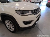  Jeep  Compass JEEP  / 2017 / 5P / SUV 1.3 TURBO T4 110KW LIMITED DDCT #43