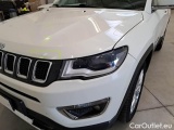  Jeep  Compass JEEP  / 2017 / 5P / SUV 1.3 TURBO T4 110KW LIMITED DDCT #46