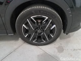  Peugeot  3008 PEUGEOT  / 2023 / 5P / SUV HYBRID 136 GT E-DCS 6 #20