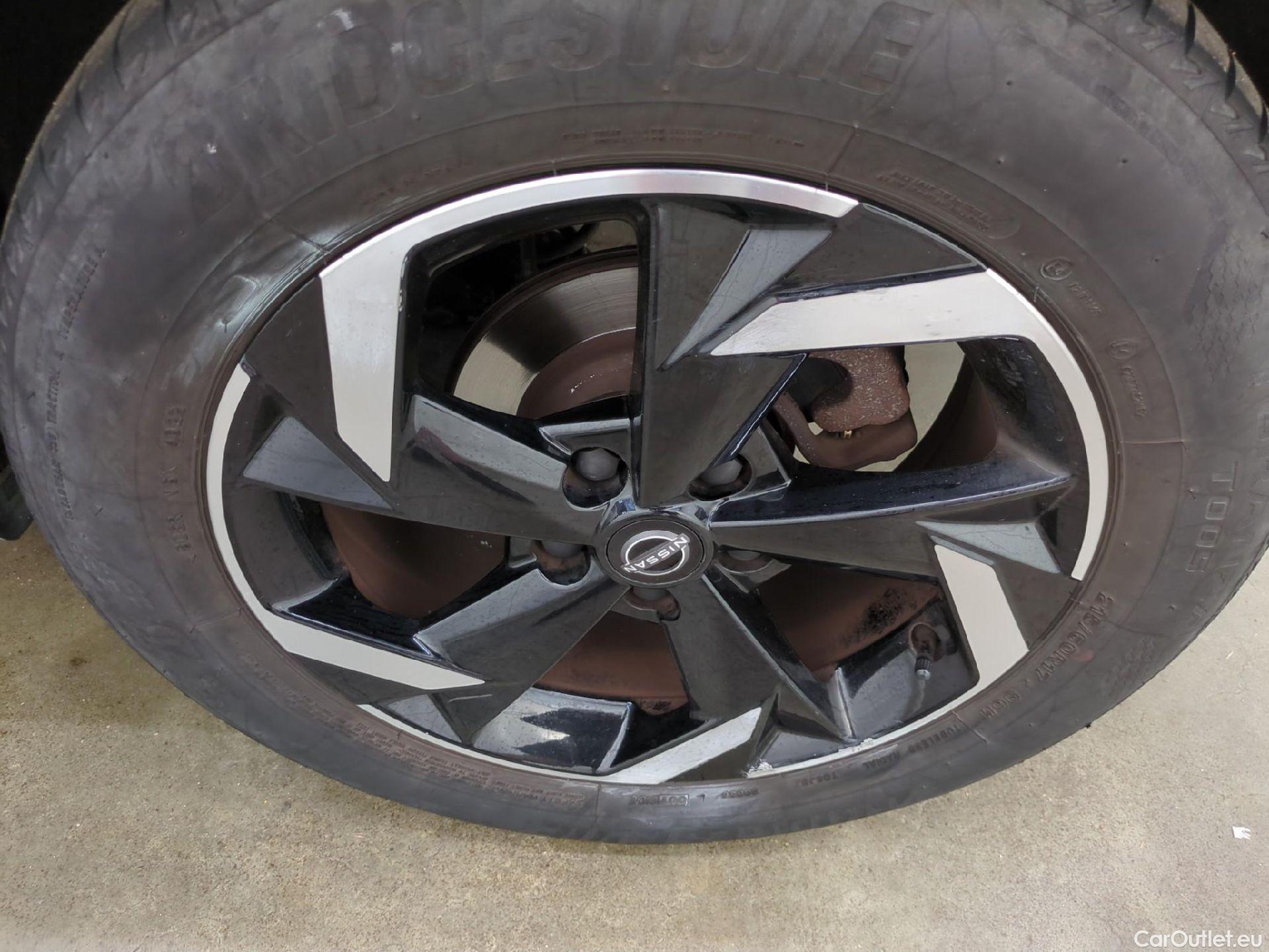  Nissan  Juke NISSAN  / 2019 / 5P / Crossover Hybrid 145 Business+ #18