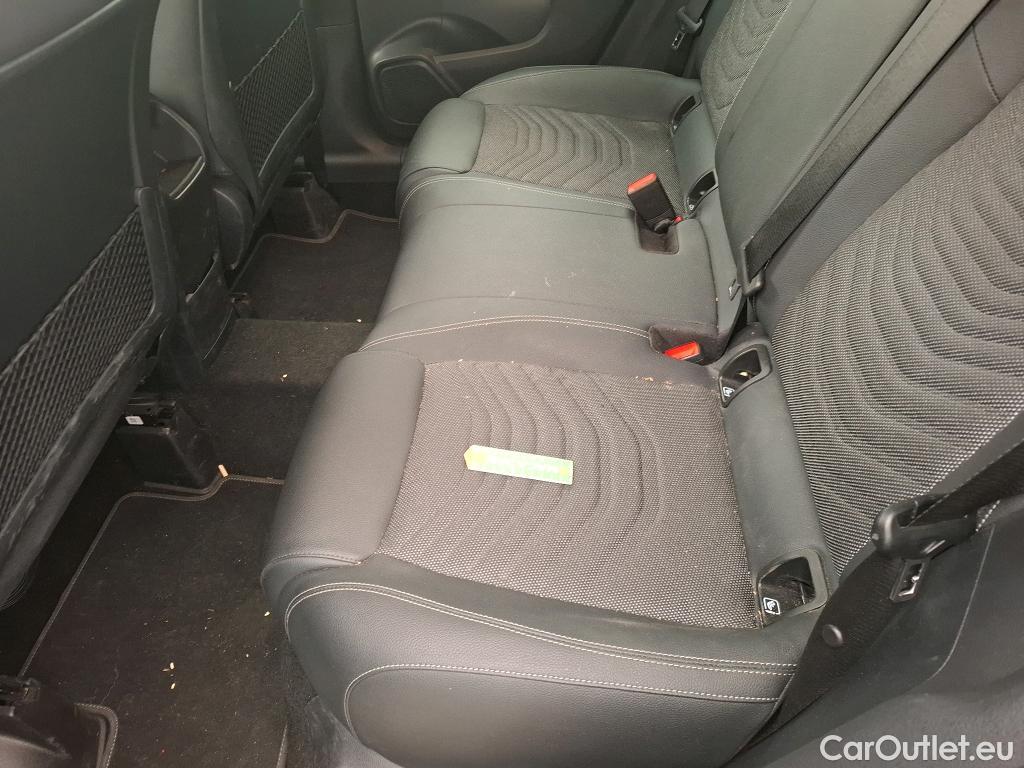  Mercedes  GLA MERCEDES-BENZ  / 2023 / 5P / SUV  250 e Business Line DCT #1