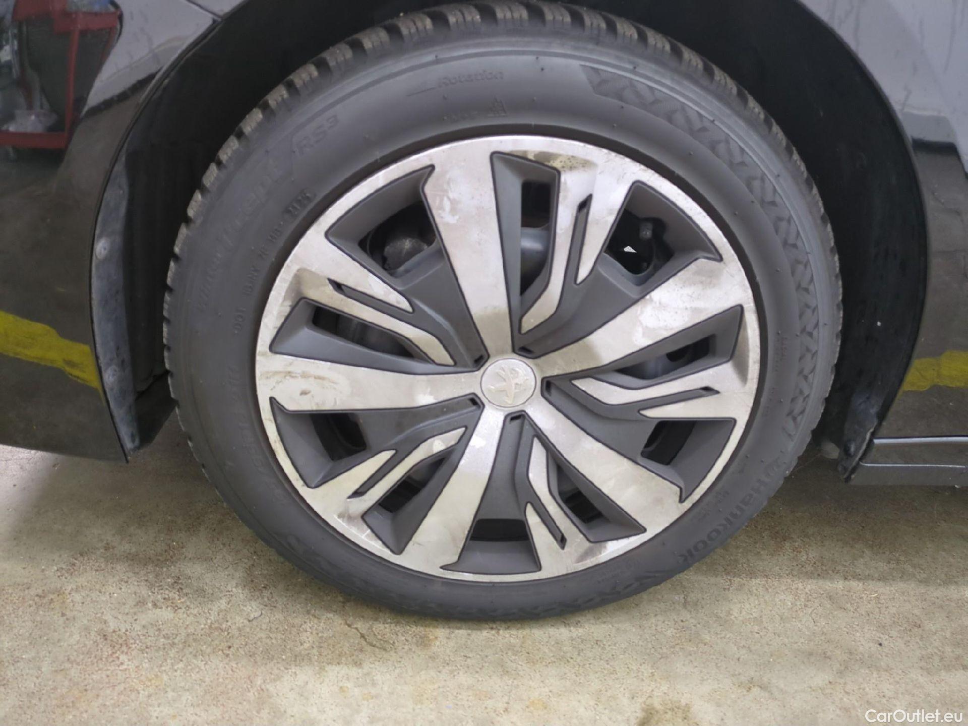  Peugeot  208  Active Pack 1.2 PureTech 100CV BVM6 E6d #1