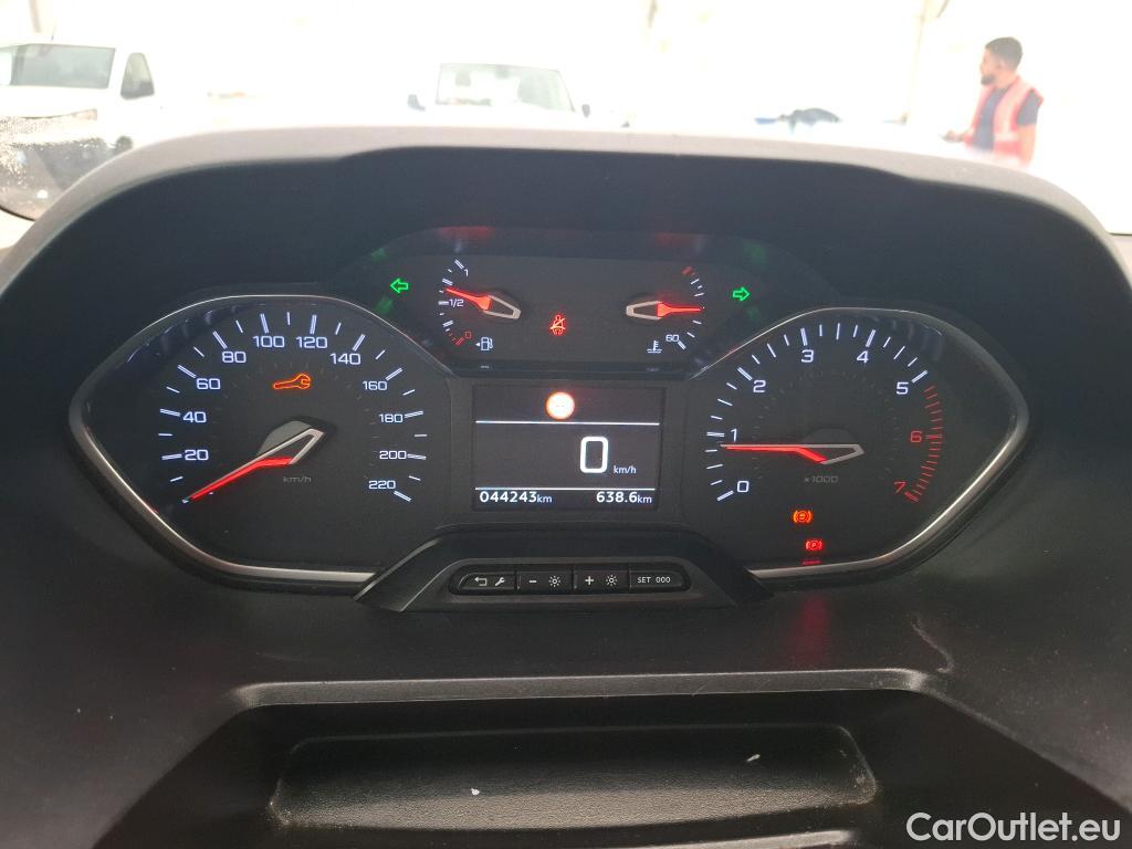  Peugeot  RIFTER  Active L1 1.2 PureTech 110 CV #17