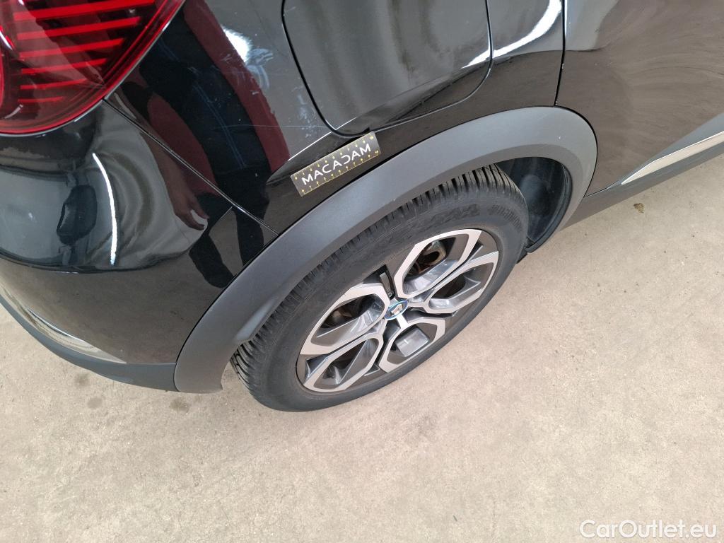  Renault  Captur RENAULT  / 2019 / 5P / SUV Intens E-TECH Plug-in 160 #19