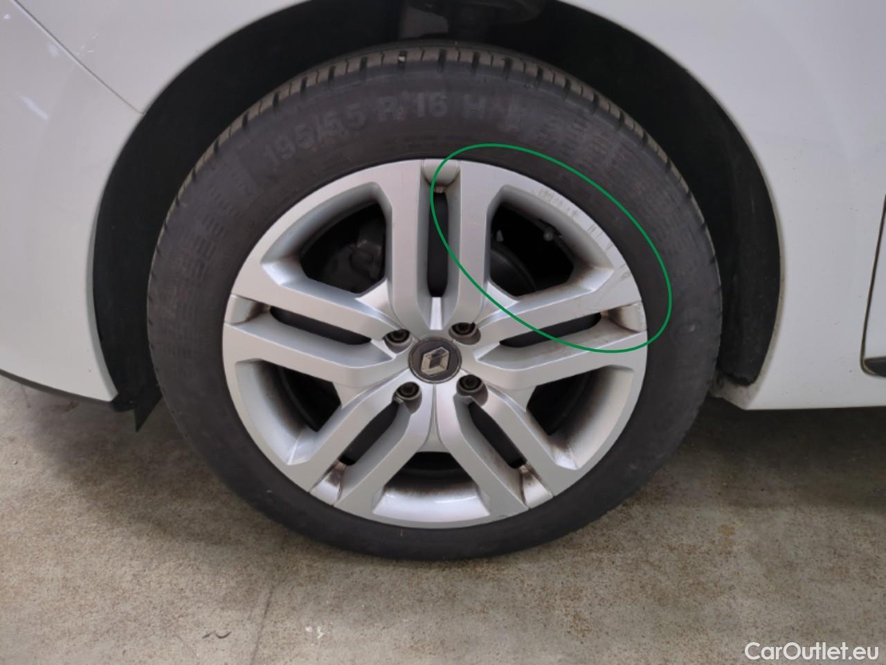  Renault  Clio  IV Business 0.9 TCe 90CV BVM5 E6 #25