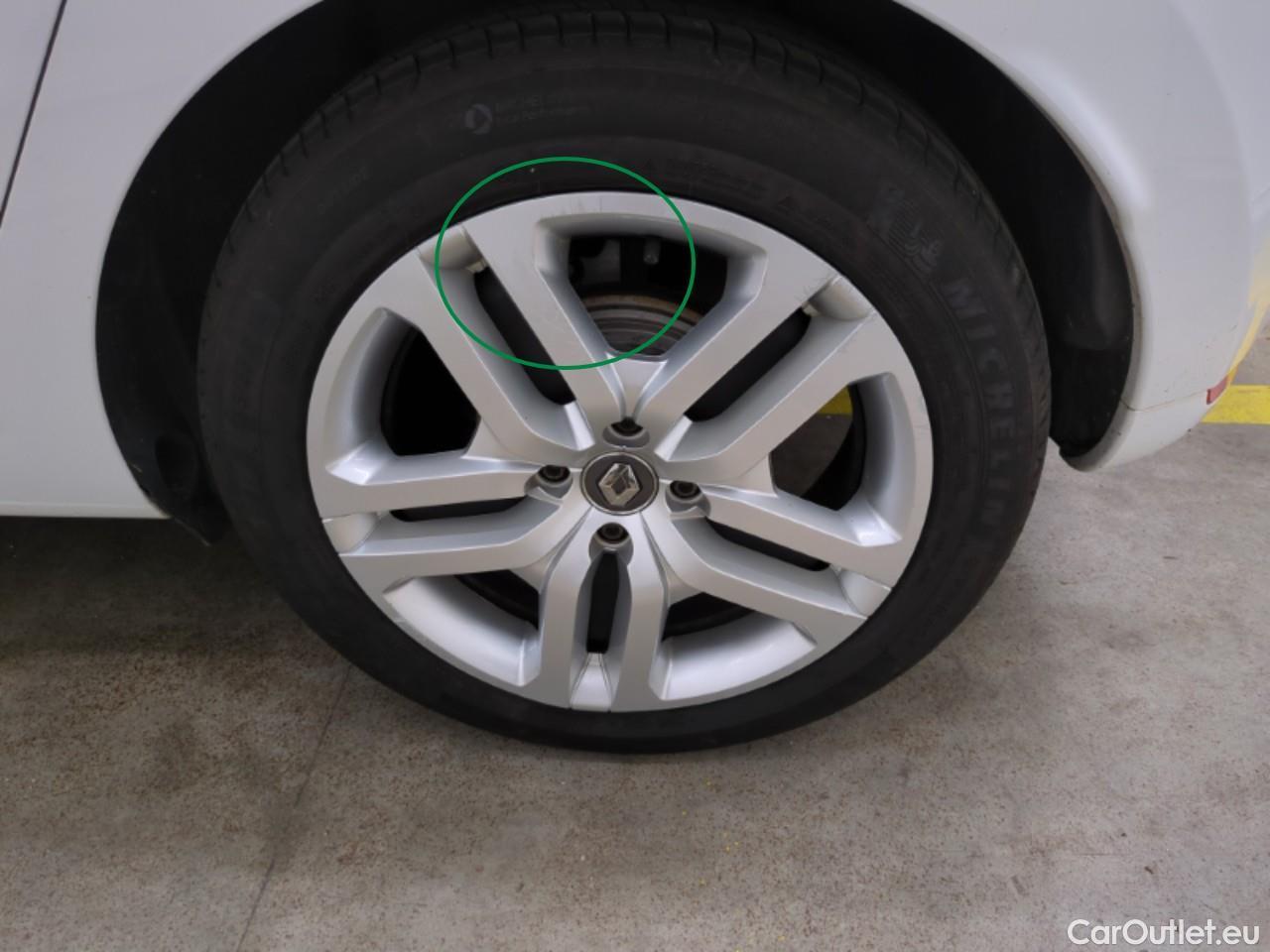  Renault  Clio  IV Business 0.9 TCe 90CV BVM5 E6 #26