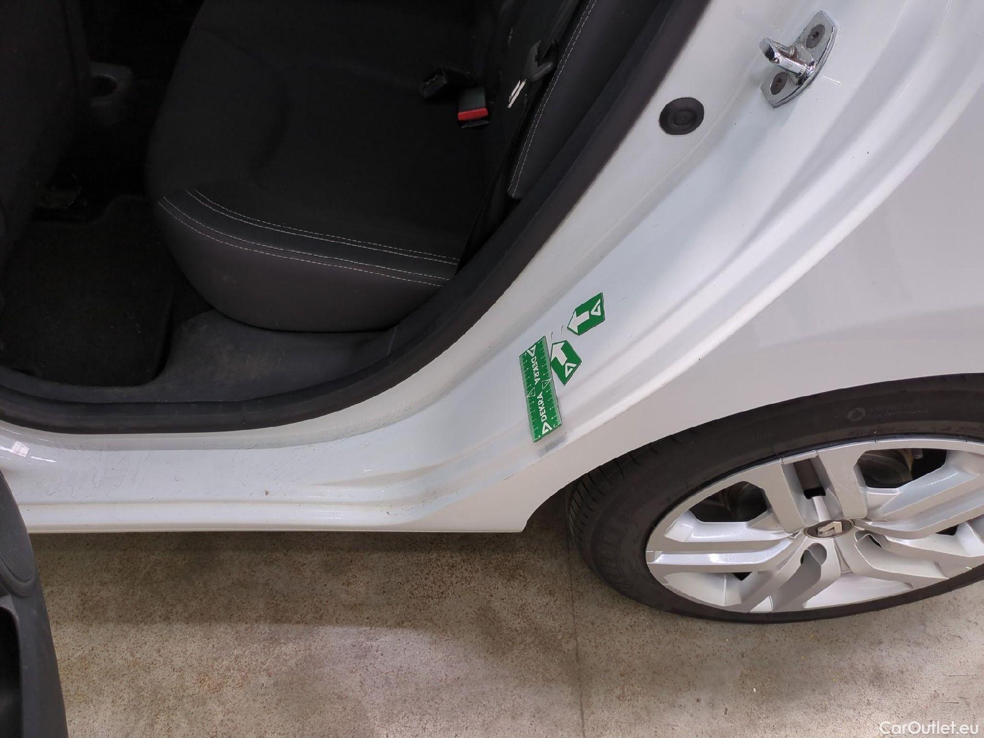  Renault  Clio  IV Business 0.9 TCe 90CV BVM5 E6 #6