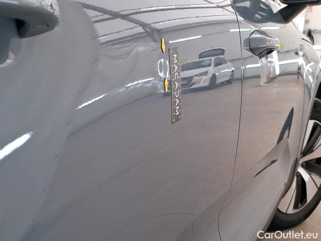  Volvo  XC 40 XC40 Momentum Plug-in Hybrid 2WD 1.5 #13