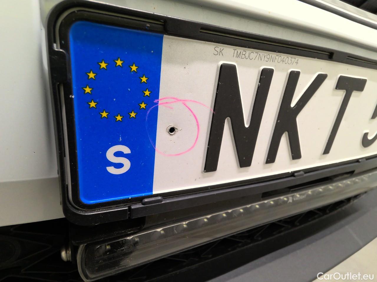  Skoda  ENYAQ  iV80 5d #2